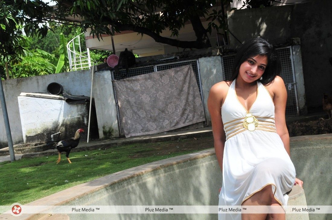 Haripriya New Photo Shoot - Pictures | Picture 115592